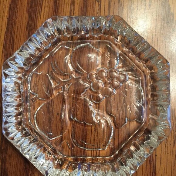 Vintage Table Ashtray Clear Glass Bottom Etched Fruit Octagon Shape 3.8” Wide - Picture 7 of 7